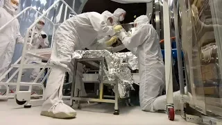 [Vlog_5] A day in life of a physicist, LIGO HANFORD COMMISSIONING BREAK: A Rare Sneak and Peak