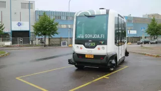 Helsinki esimene isesõitev buss