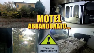 UNO SQUALLIDO MOTEL ABBANDONATO NEL 2000! ALL'ENTRATA UN CARTELLO STRANO: "PERICOLO AGGRESSIONE"!