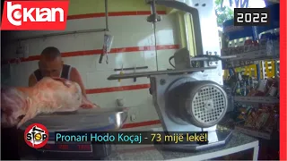 Stop/ Vlorë-çudia, qytetari ther dhe ruan mishin brenda kabinës elektrike (11 Korrik 2022)