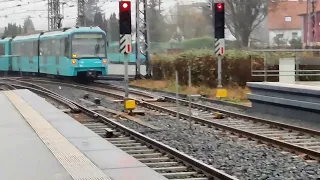 U-Bahn Verkehr in Frankfurt Heddernheim Video 35