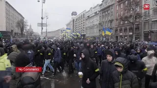 День Гніву - як пройшов протест Нацкорпуса та Нацдружін в Києві або як "свиней" Порошенко носили