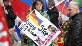 Pro-russische Proteste: Menschen demonstrieren "gegen Diskriminierung"