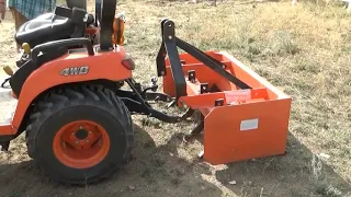 Attaching a Box Blade to a Sub-compact Tractor