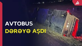 Avtobus qəzaya uğrayıb - 24 NƏFƏR XƏSARƏT ALDI - APA TV