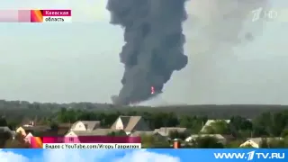 Пожар на нефтебазе возобновился  Угроза нового взрыва  Эвакуируют людей