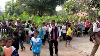 VIETNAM — Bahnar church procession and singing