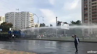 Демонстранты в Минске нейтрализовали водомет