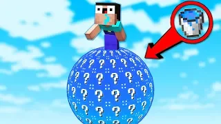 NOOB SURVIVAL on WATER LUCKY BLOCK PLANET in MINECRAFT!