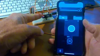 iPhone управляет Arduino через BLE соединение