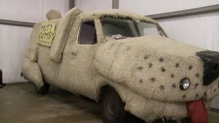 The Mutt Cutts Van - Dumb & Dumber