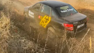 Объезд ПРОБКИ вернулся! ДЕД на LADA Granta улетел в яму