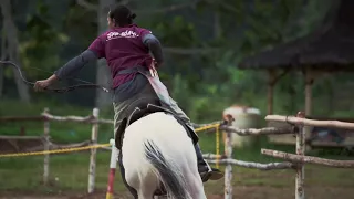 HORSEBACK ARCHERY TRAINING