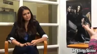 Off the Cuff Interview With Nina Dobrev - Rolling Stone (VOSTFR)