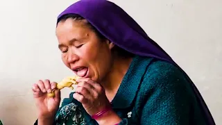 Recorded Before Ramadan, Bamiyan Villagers Cook Chicken feet – Only a Few Can Eat It!, Daily Routine