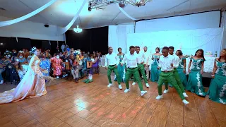 Congolese Wedding Entrance Groomsmen With The Bridal Makyambe - Dj Merco Tchougoal ( Wakali Group )