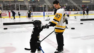 NHL Players Giving Back: Crosby's Little Penguins