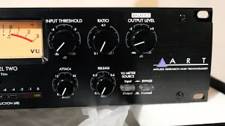 Unboxing an ART PRO VLA 2 Two Channel Vactrol / Tube Leveling Amplifier