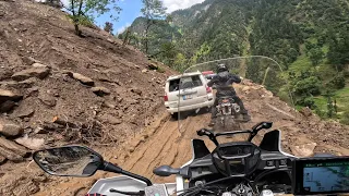 BIG LAND SLIDE 😱😨 IN KASHMIR | ZS MOTOVLOGS |