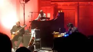 Marillion-Quartz (Live At Cadogan Hall London 7/12/2009)