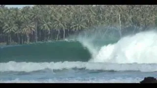 Nias surf - the swells of july 2010