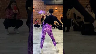 Bachata lady style | Fusion Hips work