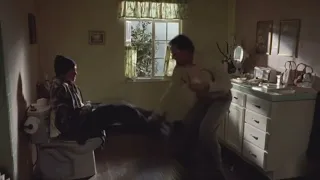 Breaking Bad get off the toilet (deleted scene)