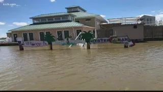 Grafton, Illinois struggling to keep flood water at bay