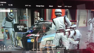 Gran Turismo Sport pit stop