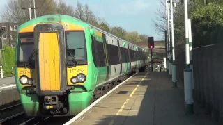 Southern Electrostar 377-452 arriving at Hove Railway Station 19/04/2017