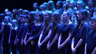 "Anxiété" - Pomme par la chorale du Collège Pierre REVERDY (Sablé-sur-Sarthe - Marc Leroy)