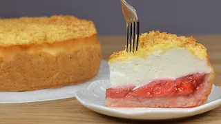 Strawberry pie with soufflé cream, melts in your mouth! Simple and very tasty!