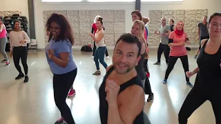 Vente Pa' Ca, Ricky Martín ft. Maluma. Zumba