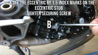 BMW K1300S Adjusting balancing shafts  English