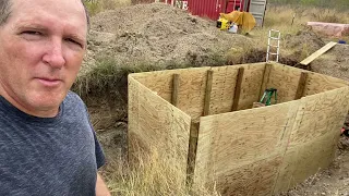 ROOT CELLAR BUILD - PUTTING UP THE WALLS AND BEAMS (EP 54)