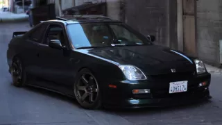 Super clean and nicely built Honda prelude..