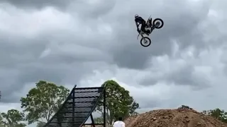 Ramp jumping with Steg Pegz