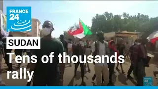 Tens of thousands in Sudan rally for democracy despite tear gas • FRANCE 24 English