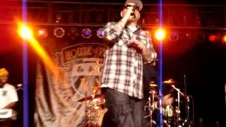House Of Pain LIVE JUMP AROUND 25th Anniversary Tour 2011 Des Moines IOWA Everlast Danny BOY
