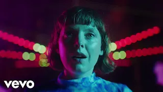 Sylvan Esso - Ferris Wheel (Official Music Video)