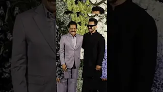 Aditya Narayan & Udit Narayan At Anand pandit's Daughter Wedding reception ♥️ #shorts