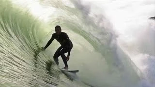 Surfing through Portugal with Vasco Ribeiro