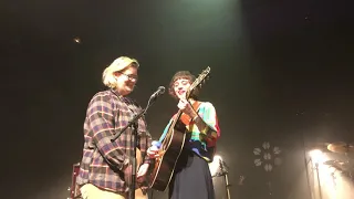 Pomme / Safia Nolin - Qui a tué grand maman @ Festival C’est Du Live - Vert le petit