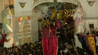 Black Nazarene arrives in Quiapo Church