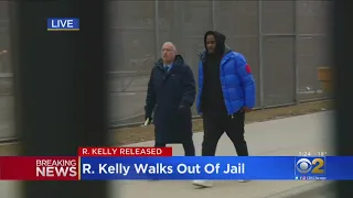 R. Kelly Released, Walks Out Of Cook County Jail