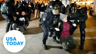 Anti-war protesters in Russia face jail time for 'petty hooliganism' | USA TODAY