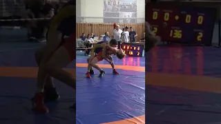 Бросок зависом с прогибом! Отличное контр действие на проход в корпус #wrestling #борьба #бросок