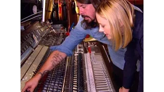 FOO FIGHTERS - Studio Tour