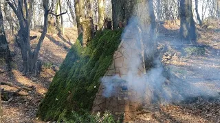 Building a beautiful hut for survival in nature with my dog ​​in one day and cooking in the nature.🔔