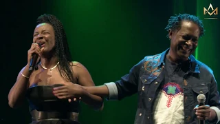 Charlotte Dipanda - Mbiffé feat Lokua Kanza - Live au Grand Rex Paris